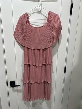 Elle Dusty Rose Pleated Tiered Midi Dress